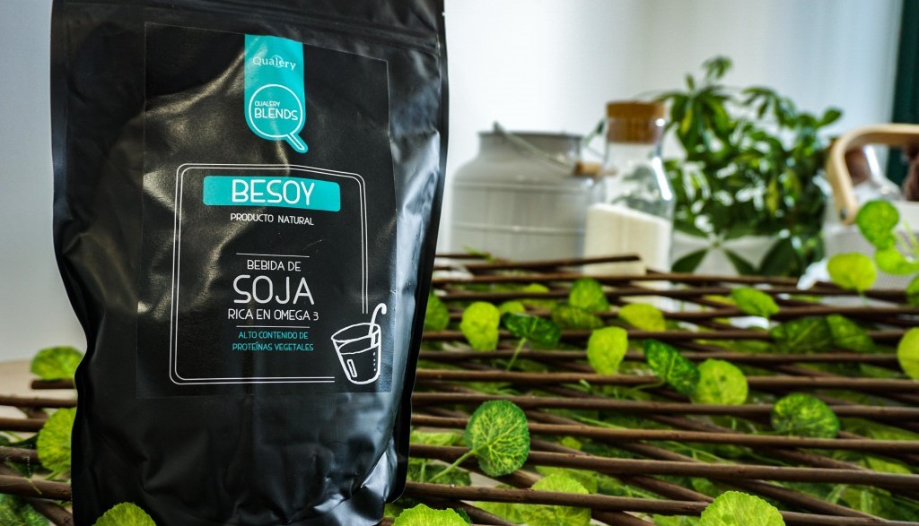 Qualery se introduce en el mundo de las bebidas vegetales y ecológicas con su nueva referencia de soja, Besoy.